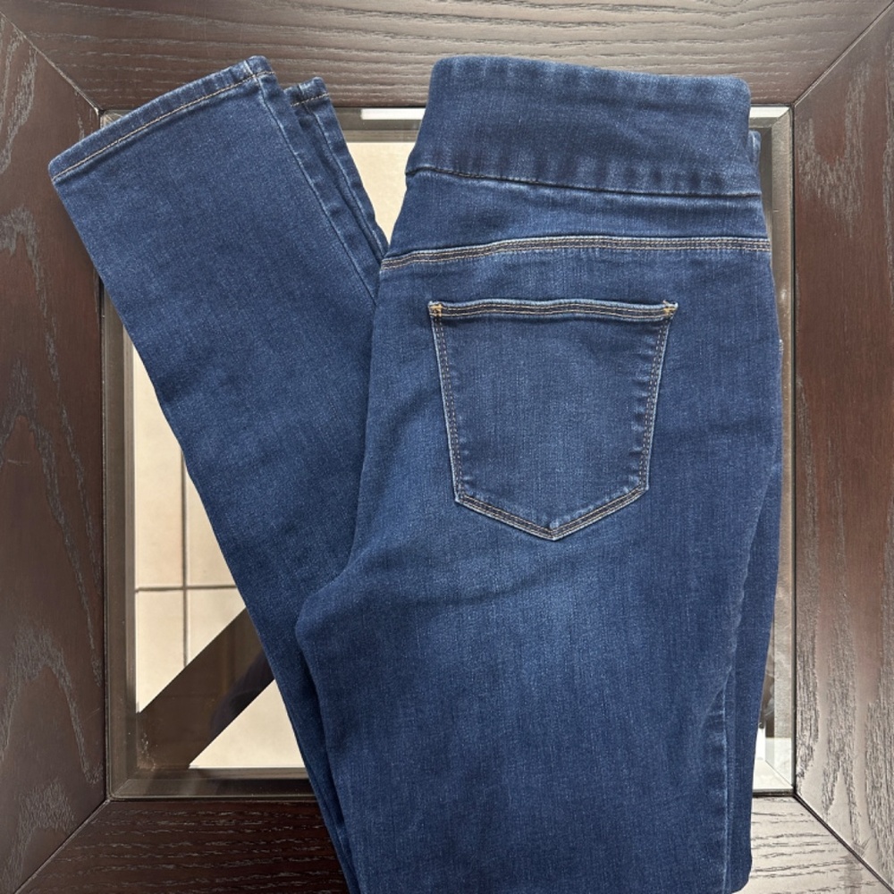 **CHICO'S* Dark Wash Jeggings Size 0.5 (6)